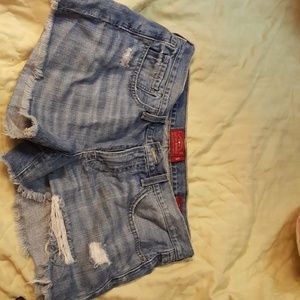 Lucky brand shorts 8/29